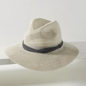 🛍️Anthropologie Cream Fedora Hat with Black Band🛍️